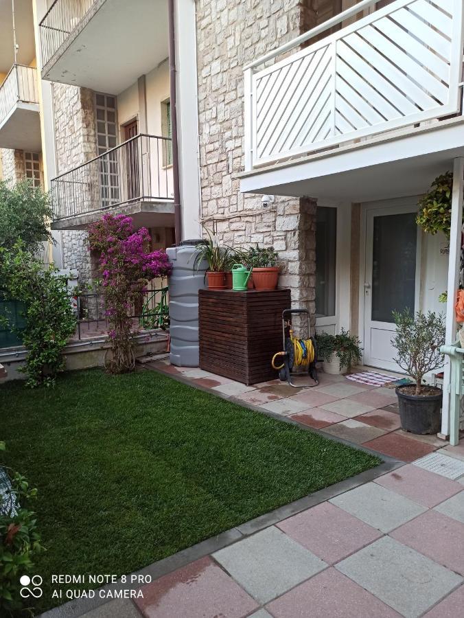 Il Don Minzoni 98 "Casa Vacanze" Lido di Camaiore Exterior photo
